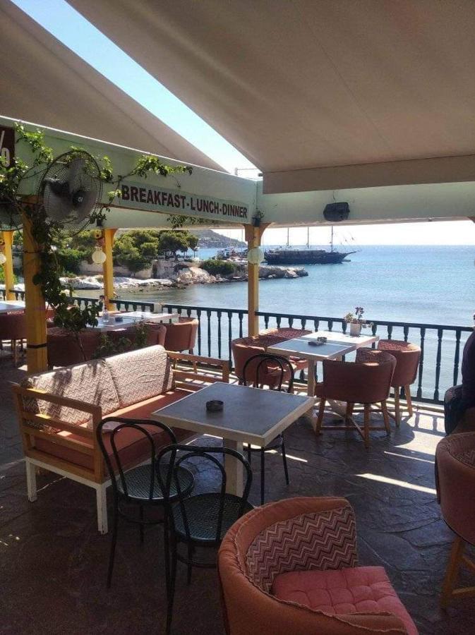 Ammoudia Rooms Agia Marina  Екстер'єр фото