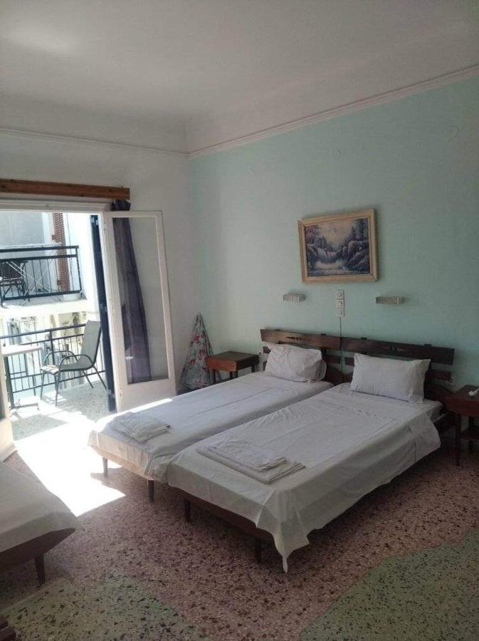 Ammoudia Rooms Agia Marina  Екстер'єр фото
