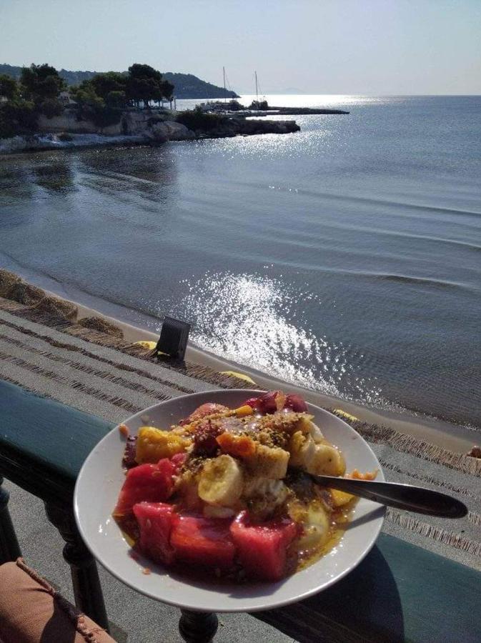 Ammoudia Rooms Agia Marina  Екстер'єр фото